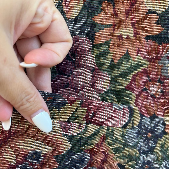 Vintage tapestry BoHo vest with shabby chic equestrian prairie granny vibe M - Picture 7 of 9